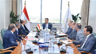 وزير التموين يبحث أوجه التعاون مع مجموعة 