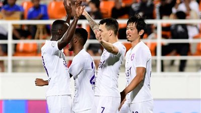 تعادل مثير يحسم ديربي الخليج.. العين والسد يتقاسمان نقاط المباراة الافتتاحية في دوري أبطال آسيا