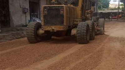 محافظ المنوفية يتابع مشروعات الرصف والتطوير ومستجدات الأعمال الإنشائية لمستشفى أشمون الجديدة