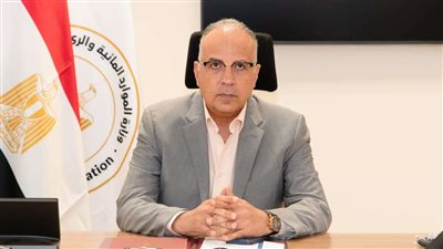 وزير الري يتابع موقف مشروع تحسين نوعية المياه بمصرف كيتشنر