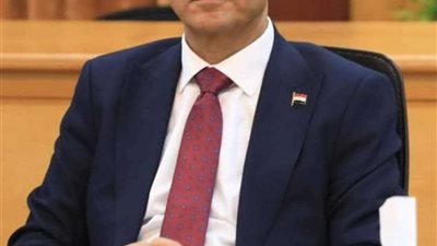 رئيس جامعة أسيوط يُصدر قرارين جديدين بكليتي الفنون الجميلة والهندسة