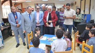 محافظ أسيوط يشهد احتفالية مكتبة مصر العامة بذكرى المولد النبوي