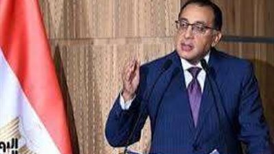 مدبولي يتقدم بالعزاء لأسر ضحايا حادث تصادم قطاري الزقازيق