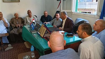 وكيل زراعة البحيرة يلتقى برؤساء الجمعيات المشتركة