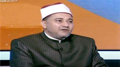 حكم التوسل بالأنبياء والأولياء والصالحين وطلب المدد منهم؟