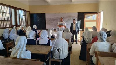 رئيس مدينة شبراخيت يتابع انتظام العملية التعليمية أولى أيام العام الدراسي الجديد