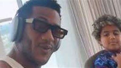 تحقيقات في واقعة اعتداء نجل محمد رمضان على طفل داخل نادي شهير