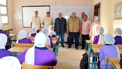 رئيس شبراخيت يتابع انتظام سير العملية التعليمية ثانى أيام العام الدراسي الجديد