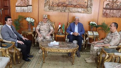 رئيس جامعة المنوفية يستقبل المستشار العسكري للمحافظة لبحث أوجه التعاون المشترك