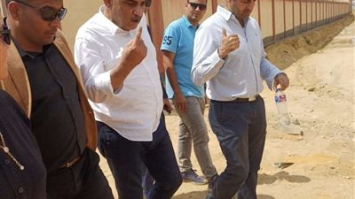 مساعد نائب رئيس هيئة المجتمعات العمرانية يتفقد محطة وروافع مياه الشرب بالقاهرة الجديدة