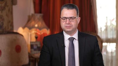 خبير اقتصادي يكشف موعد خفض البنك المركزي لـ«أسعار الفائدة»