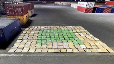 انقلاب مفاجئ في واقعة حاوية السجاد ببورسعيد.. إخلاء سبيل 7 متهمين وغموض يكتنف القضية