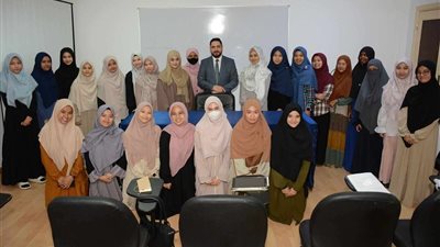 منظمة خريجي الأزهر تعقد ورشة عمل للطلاب الوافدين حول مكانة المرأة في الإسلام