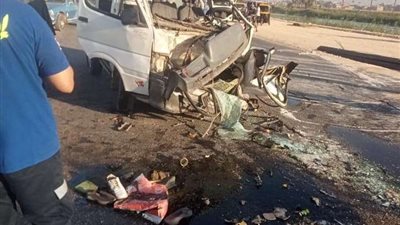 مصرع شخصين وإصابة 8 فى حادث تصادم سيارتين بأسيوط