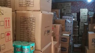 ضبط مدير مخزن لمستحضرات التجميل بداخله 300 ألف عبوة منتهية الصلاحية