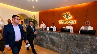 وزير الاسكان يتفقد مشروع The Zen للسياحة العلاجية بأسوان الجديدة