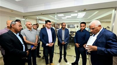 تخدم نحو 20 ألف نسمة..وزير الإسكان يختتم جولتة بتفقد محطة مياه شرب 