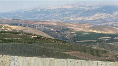 القناة 12 العبرية : رصد ثمانية صواريخ أطلقت من لبنان على صفد