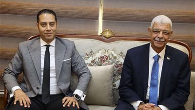 رئيس جامعة المنوفية يهنىء المستشار أحمد الشاذلي المحامي العام الأول لنيابات المحافظة