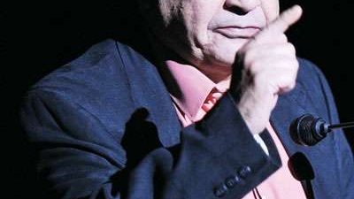 ذكرى ميلاد سيد حجاب .. رحلة شعرية تستحق الاحتفاء