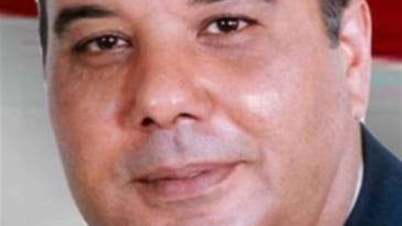 خالد عبد العزيز
