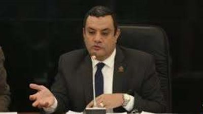 النائب أكمل نجاتي: التحول إلى الدعم النقدي الرقمي يساهم في مواجهة التضخم ويضمن وصول الدعم لمستحقيه