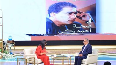 عادل حمودة يكشف أسرار حياة أحمد زكي .. مرض نفسي وهوس بالفن وعلاقات عاطفية معقدة