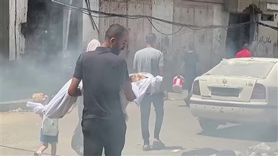 عاجل | قصف إسرائيلي عنيف يستهدف مدرسة تؤوي نازحين في دير البلح