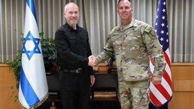 إعلام عبري: قائد القيادة المركزية الأميركية سيزور إسرائيل لتنسيق الرد على هجوم إيران