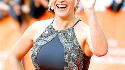 كيت وينسلت في عيد ميلادها الـ49.. تألق يزيد مع تقدم العمر