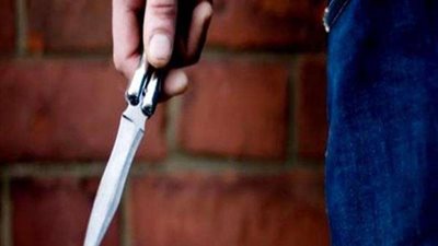 بسبب خلافات مالية..طالب يُنهي حياة صديقه بطعنة قاتلة في القاهرة