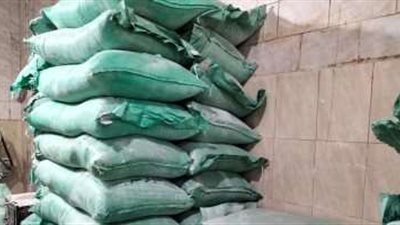 الشرطة تضبط 8 أطنان دقيق مدعم قبل بيعها في السوق السوداء