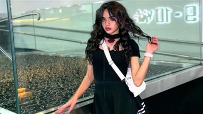 بتهمة سب والدها بألفاظ خادشة للحياء.. حبس البلوغر سوزي الأردنية سنتين وغرامة 300 ألف جنيه