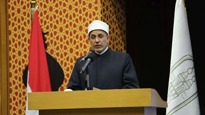 رئيس جامعة الأزهر: الشعر يوقظ الأمة من غفلتها