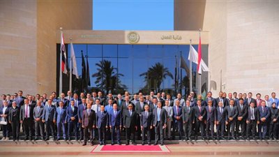 وزير العدل يجتمع بمسؤولي قطاع المطالبات القضائية بجميع المحاكم