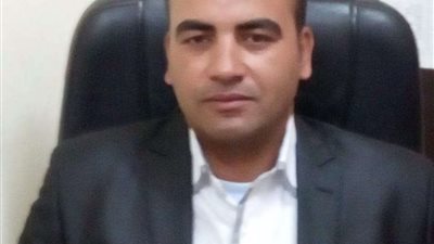 أستاذ قانون يوضح أسباب منع رئيس اتحاد عمال مصر السابق من العودة لمنصبه