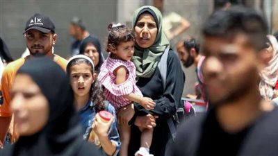 طيران الاحتلال يستهدف مدرسة صلاح الدين وسط مدينة غزة