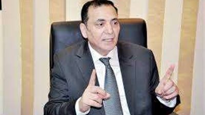 رئيس شعبة مواد البناء بالغرفة التجارية بالقاهرة: مد قرار خفض إنتاج مصانع الأسمنت يرفع سعره