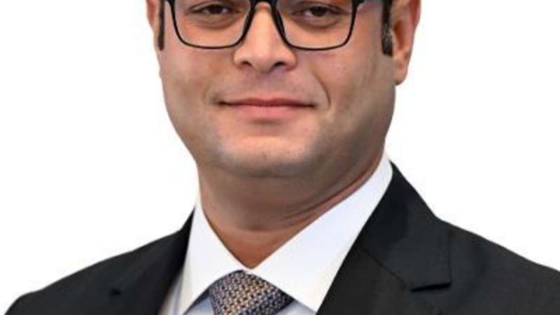 وزير الاسكان