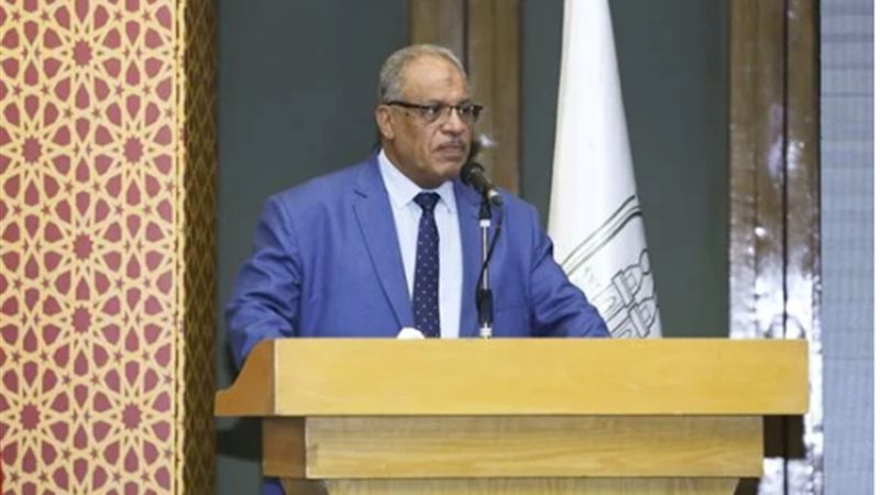 الدكتور عبده إبراهيم