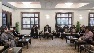 أمين “البحوث الإسلامية” ومساعد وزير الخارجية يناقشان محاور التعاون المُشتركة