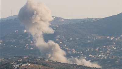 غارة إسرائيلية على وسط بيروت تسفر عن مقتل شخصيتين بارزتين من حزب الله