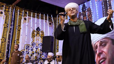 تألق المنشد محمود التهامي في حفلته بالمولد النبوي ونصر أكتوبر