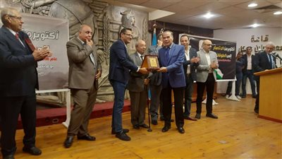 نقيب المهندسين يشارك في إحياء ذكرى انتصار أكتوبر واليوم التضامني مع الشعبين الفلسطيني واللبناني بنقابة الصحفيين