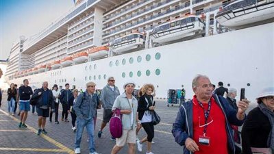 ميناء الإسكندرية يستقبل أكثر من 4100 سائح على متن سفينتين سياحيتين
