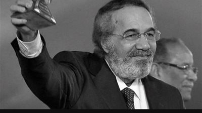 ناقدة فنية: موهبة الراحل محمود ياسين جعلته ممثلا على المسرح القومي ببداياته