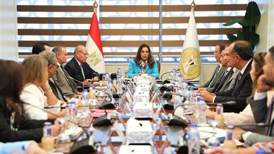 وزيرة التنمية المحلية تتابع التحضيرات للمنتدي الحضري العالمي