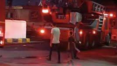 بدون إصابات ..السيطرة على حريق  هائل بمبنى هندسه بـالمنوفيه