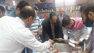 ضبط 2 طن ردة بدون فواتير وتحرير 211 محضرًا بأسيوط