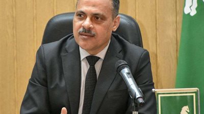 إزالة 8 حالات بناء مخالف واستعادة 16 فدانًا من الأراضي الزراعية بالشرقية